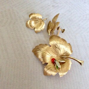 EMMONS ヴィンテージ ブローチ Vintage Emmons Gold Tone Floral Leaf Brooch/retro Fashion