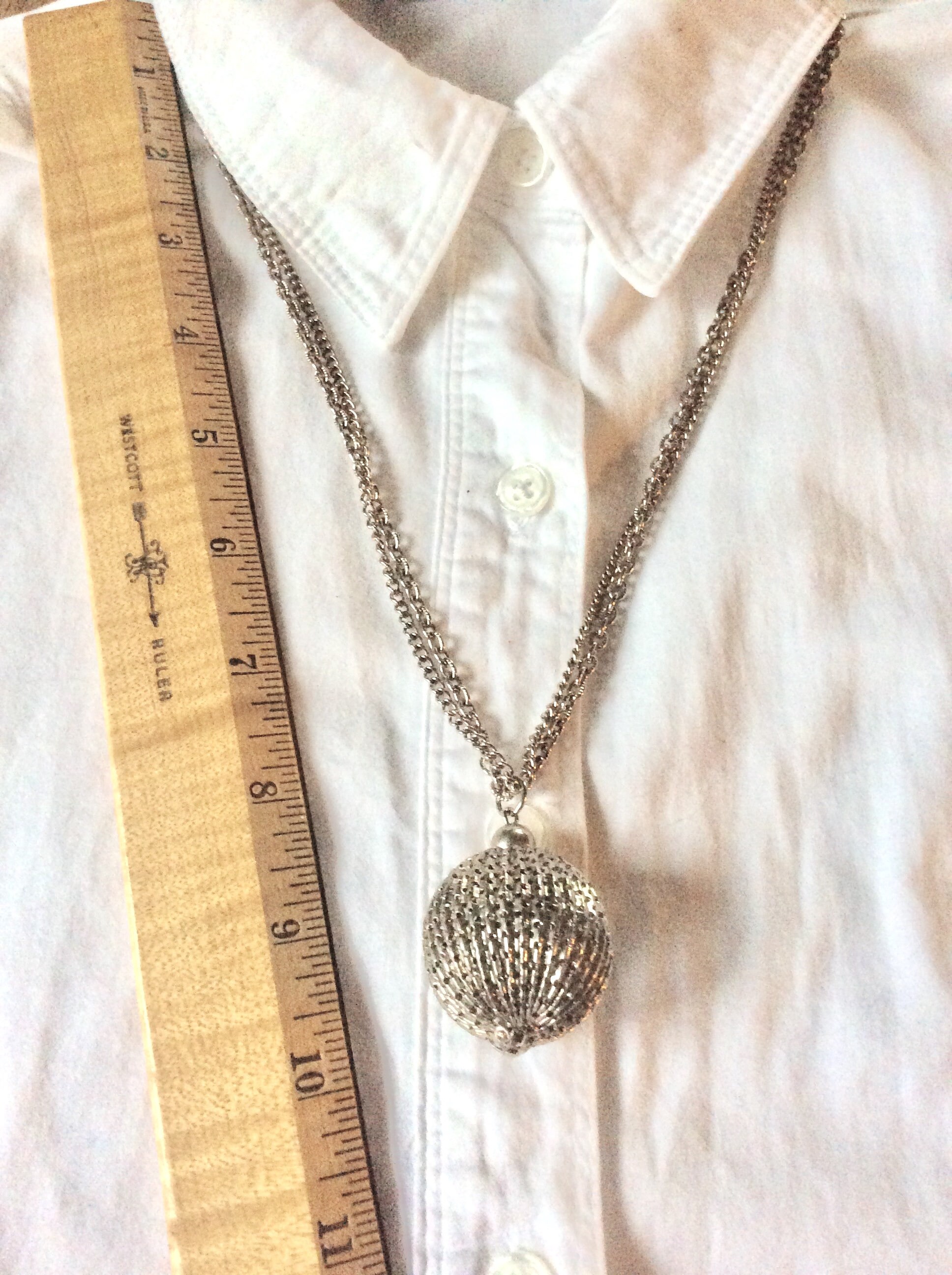 Vintage Necklace Set Lisa Jewelry Company Mesh Ball Pendant