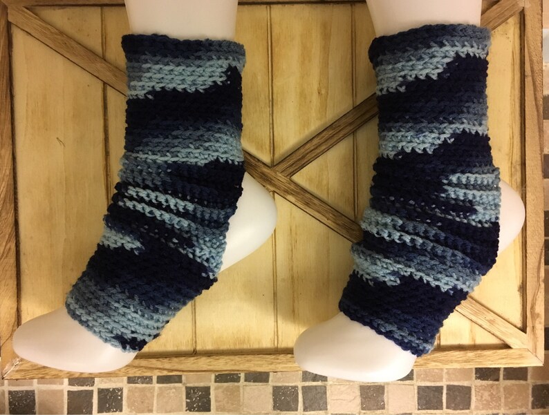 Yoga Yoga Socks in Dusky Blues Pilates. for Dance Pedicures