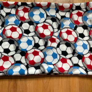 Fronha de lã de tamanho padrão simples: bolas de futebol