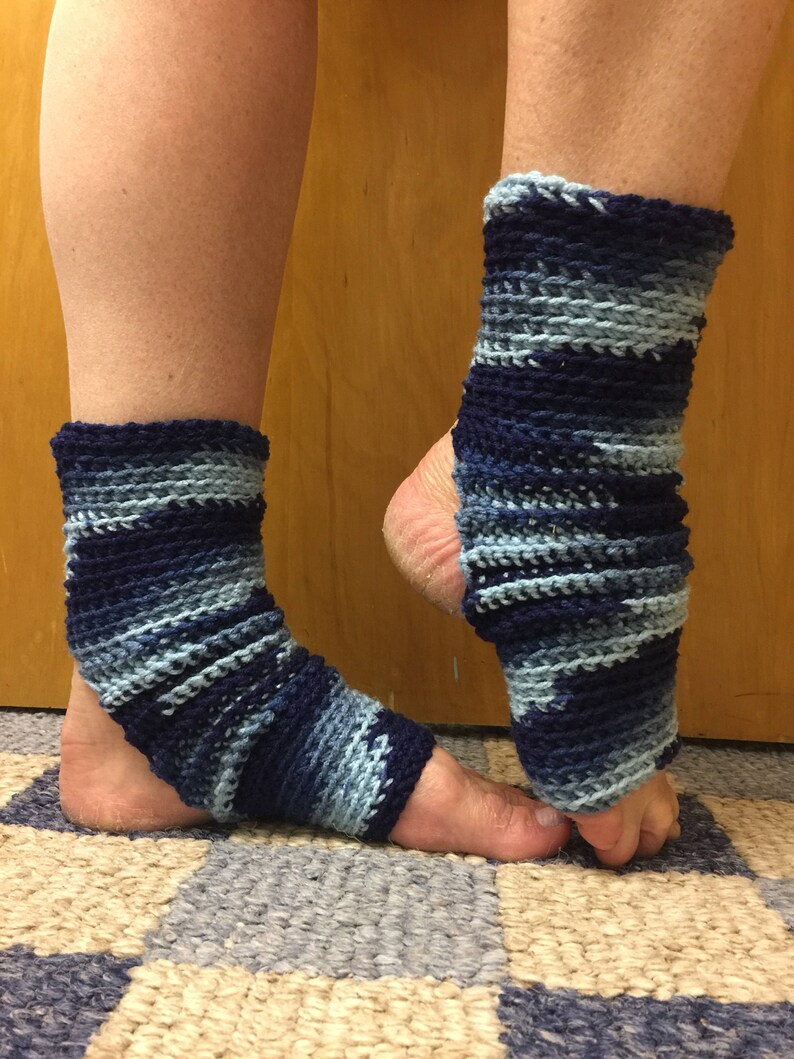 Yoga Yoga Socks in Dusky Blues Pilates. for Dance Pedicures