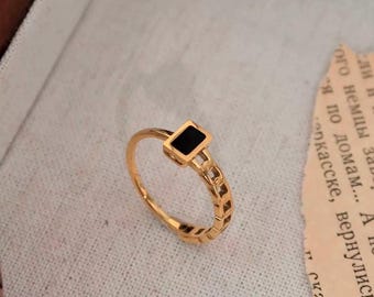Anillo de ónix baguette, chapado en oro de 18 quilates, anillo solitario con gema negra (R050)