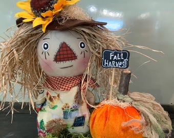 Primitive Scarecrow on Stand w/Pumpkin