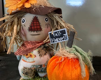 Primitive Scarecrow on Stand w/Pumpkin