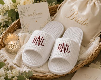 Custom embroidered letter slippers, personalized slippers, women's letter-embroidered slippers, bridal gifts, anniversary gifts