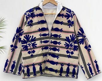 Chaqueta vaquera Suzani hecha a mano, abrigo Kantha floral bordado, ropa de invierno estilo boho.