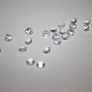 100 Crystal Clear Confetti Party Diamonds