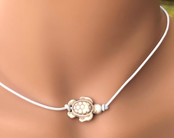 White Turquoise Turtle Gemstone Choker Necklace on Leather