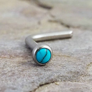 18g or 20g Turquoise Titanium Nose Stud L Bend Nose Ring