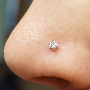 Tiny Crystal Star Nose Stud or Screw Nose Bone Post