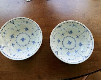 Vintage Franciscan Denmark pattern Blue Floral Cereal Soup Salad Bowl England 6-1/2"dia.