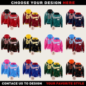 Könnte beinhalten: Eine Auswahl an individualisierbaren Collegejacken und Hoodies in verschiedenen Farben, darunter Rot, Schwarz, Blau und Pink. Jede Jacke hat eine Kapuze und bietet die Möglichkeit, Text und Zahlen hinzuzufügen. Der Text "CHOOSE YOUR DESIGN HERE" ist enthalten.