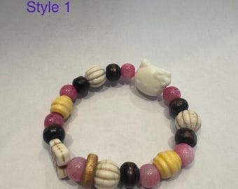 Handmade Kitten Charm Bracelet – Colorful Beaded Jewelry for Girls