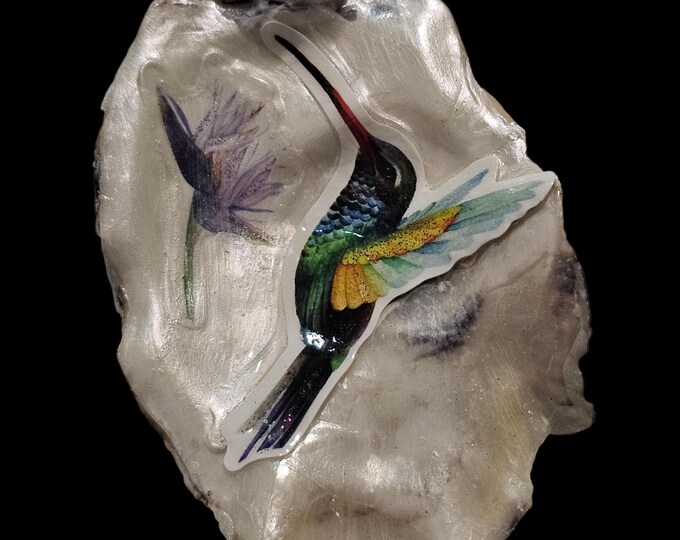 Handmade Hummingbird Shell Dish: One-Of-A-Kind Coastal Home Decor