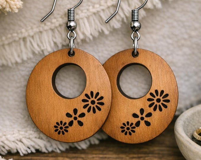 Pierced Floral Round Wooden Earrings – Boho Nature-Inspired Wood Dangle Jewelry