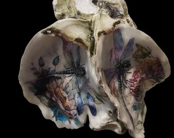 Handmade Dragonfly Shell Art: One-of-a-Kind Triple Cluster