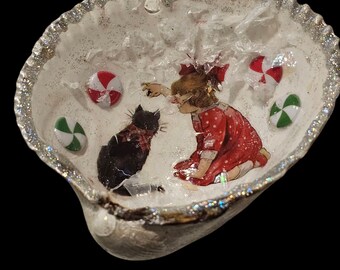 Shell Christmas Ornament Girl Cat Snowflakes