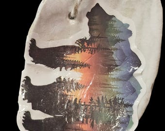 Handmade Shell Car Charm: Bear Silhouette Car Hanger