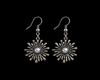 Handmade Silver Sun Pearl Earrings – Antique Silver Statement Jewelry Vibe
