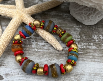 Pulsera de cuentas de vidrio tribales Krobo africanas: tamaño aproximado de 6,0”.