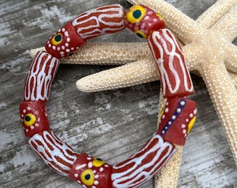 Pulsera de cuentas de vidrio tribales Krobo africanas: tamaño 7” aproximadamente.