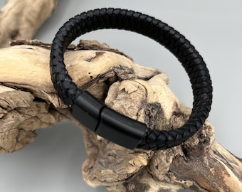 Pulsera de cuero trenzado negro