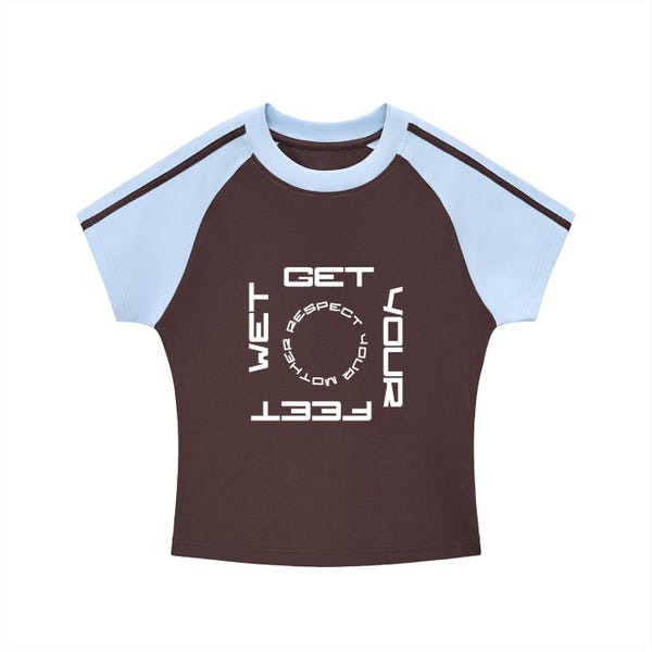 Camiseta "Get Your Feet Wet Respect Your Mother Baby" | Camiseta inspirada em "Dance No More" | Camiseta com estampa disco pop | "Kiss All The Time Disco Occasionally"