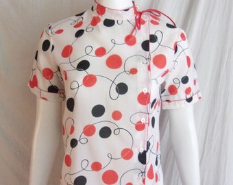 Vintage jaren 1960 blouse zijden print polkadot rood zwart-wit klein
