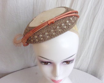 Vintage 1950s Hat Beige Calot with Crochet Trim Mini Hat Fascinator