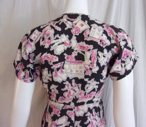 1940s Rayon Day Dress: Horse & Carriage Novelty P… - image 6