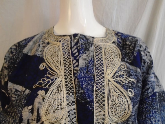 SALE Vintage 1970s Shirt Dashiki Shirt Blue and W… - image 3