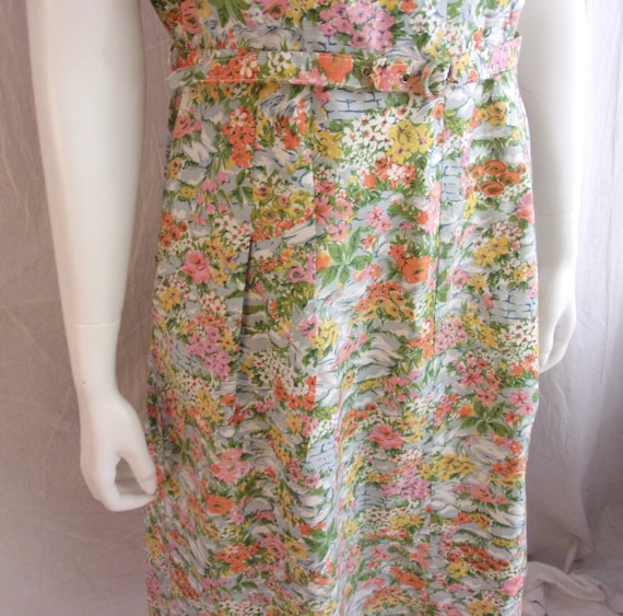 Vintage 1950s Dress Rainbow Floral Print Rayon Dr… - image 2