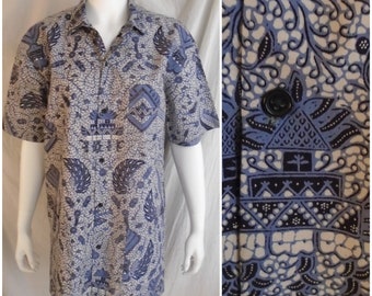 Vintage 1970s Shirt Thailand Inspired Print Short Sleeve Blue and Off White Medium