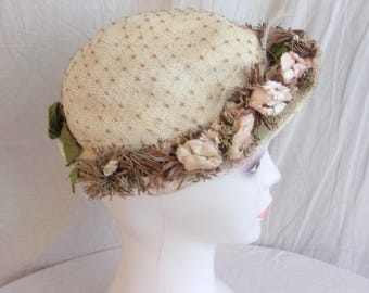 Vintage Black Hat With Spring Flowers and Netting Trim  display picture 3