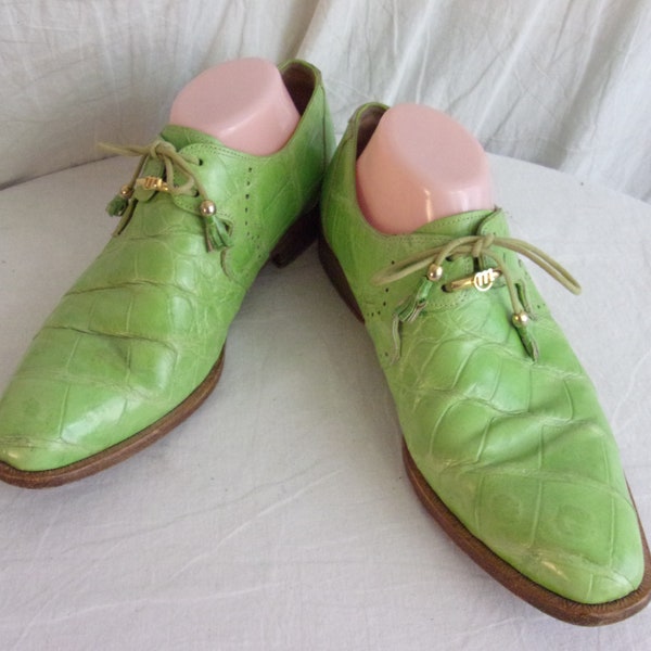 Vintage 1980s Mens Shoes Bright Green Faux Alligator Tie Shoes
