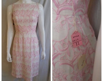 Vintage 1950s Dress Pink and White Embroidered Wiggle Dress Deadstock NWT Small Petite