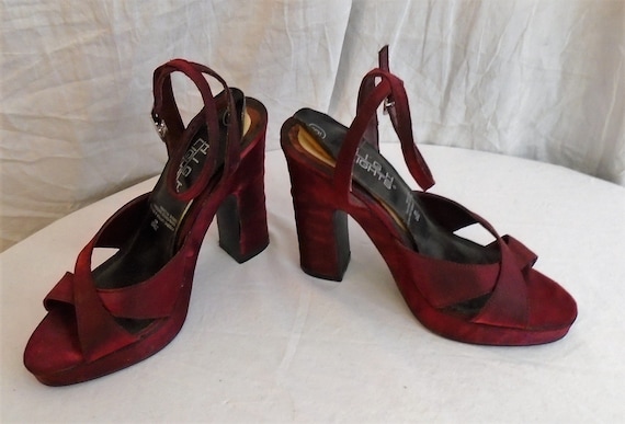 1990s platform shoes