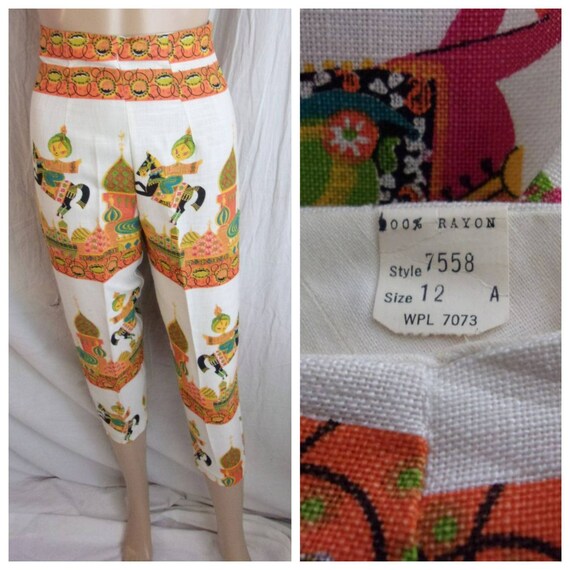 Vintage 1960s Capri Pants Arabian Nights Print No… - image 1