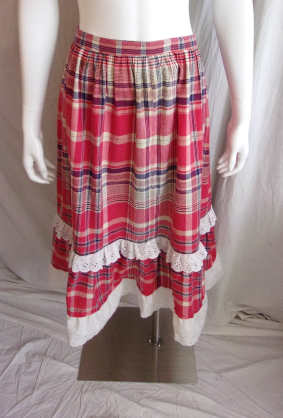Vintage 1970s Maxi Skirt Plaid Cotton With Eyelet… - image 5