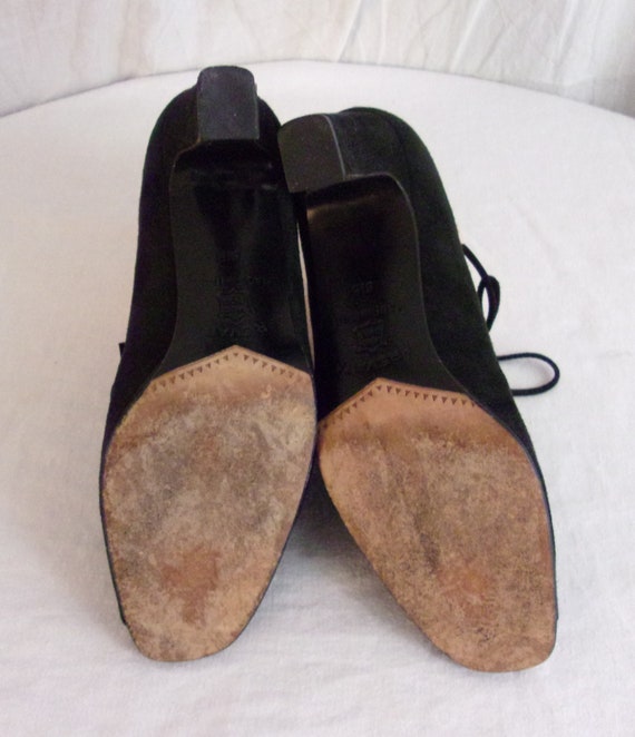 Vintage 1990s Shoes 1940s Style Black Suede Lace … - image 3
