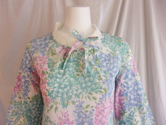 Vintage 1970s Mini Dress Floral with Lace Collar … - image 7