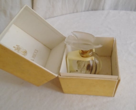 Vintage Nina Ricci L’air du Temps Perfume Bottle by Lalique - 1960s