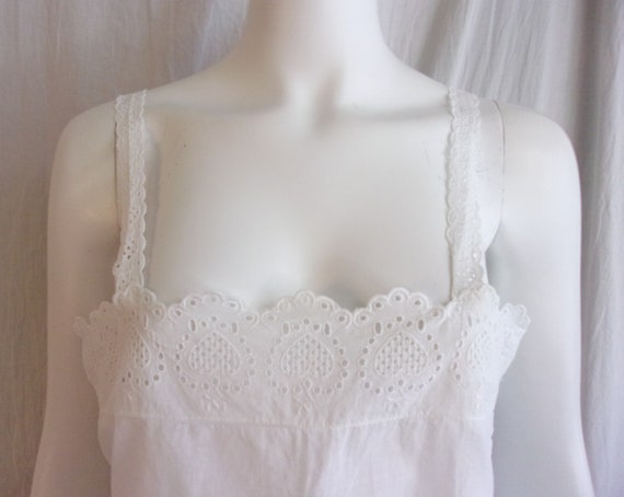 Vintage 1950s Camisole White Cotton with Eyelet M… - image 5