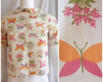 Vintage 1950s Blouse Butterfly Print Cotton Short Sleeve Button Down XS