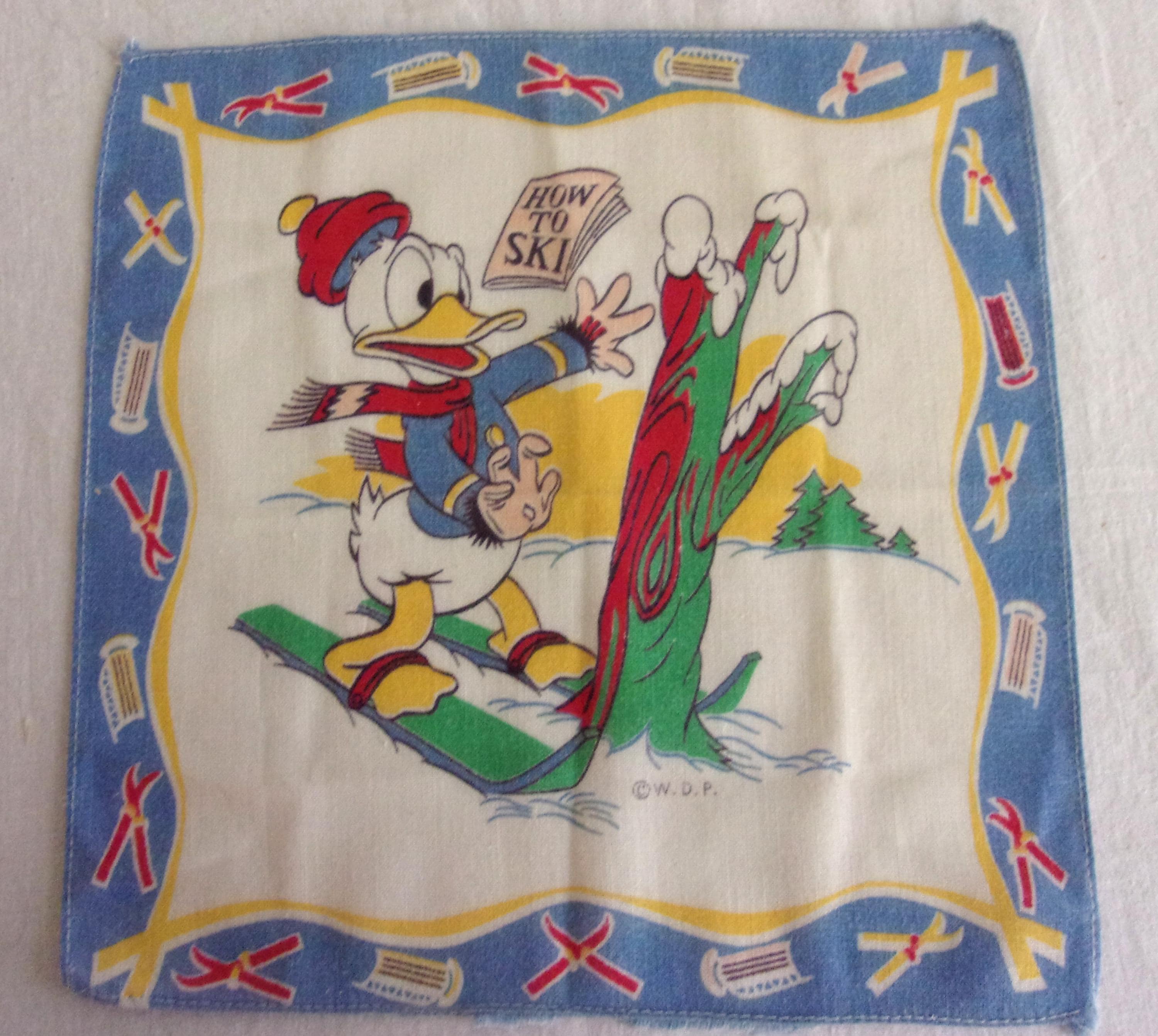 1940年代のヴィンテージハンカチ、ドナルドダックがスキーに行く子供用