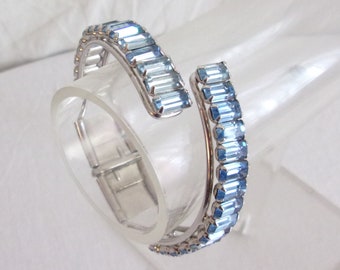 Vintage 1950s Purse Light Blue Rhinestone Bypass Hinged Bangle Small