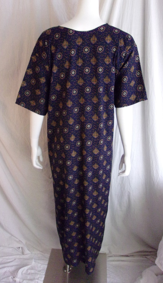 Vintage 1970s Dress Medallion Print Maxi from Ind… - image 4