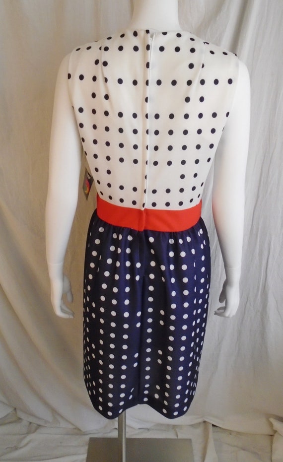 Vintage 1960s Dress Navy and White Polka Dot Wigg… - image 6