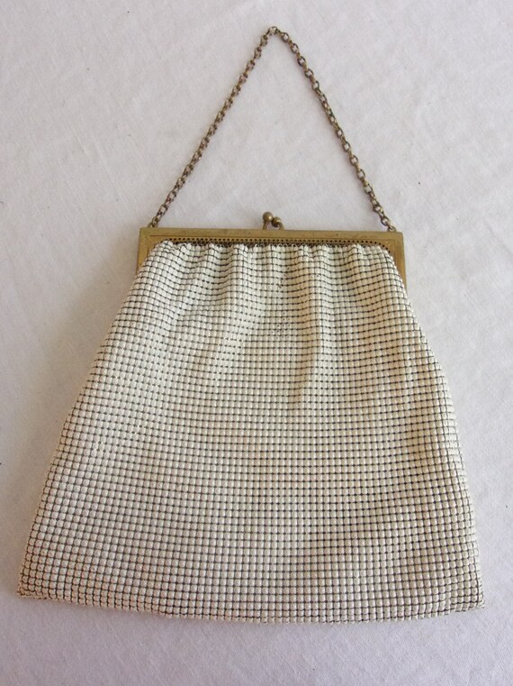 Vintage 1920s Purse White Metal Mesh Whiting and … - image 1