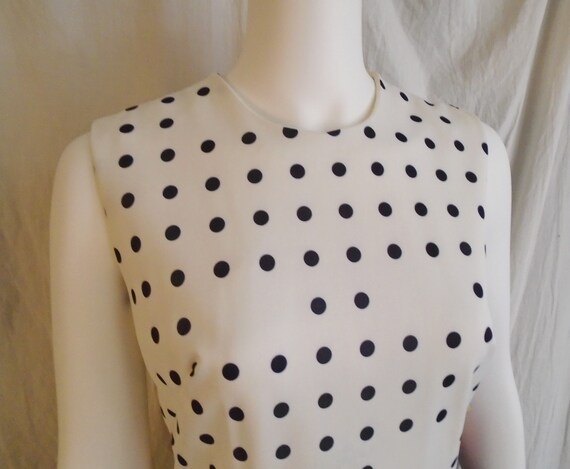 Vintage 1960s Dress Navy and White Polka Dot Wigg… - image 5